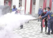 Siap Hadapi Situasi Darurat, Petugas dan Tamping Lapas Sampit Lakukan Simulasi Penyelamatan Kebakaran